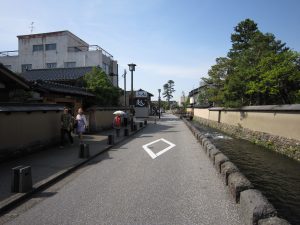金沢 長町武家屋敷 長町武家屋敷休憩館周辺 風情を感じさせる街並みです