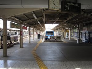 伊豆箱根鉄道 大雄山線 小田原駅 ホーム