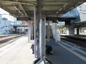 JR田沢湖線 盛岡駅 8番線・9番線 田沢湖線の列車が発着します