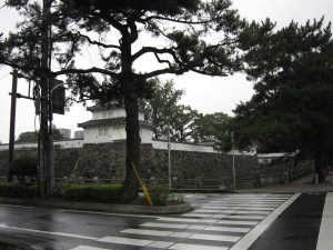 大分城址公園 入口 レンガ通り方向から撮影