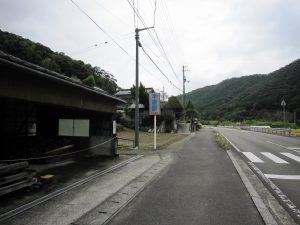 JR予土線 半家駅 駅前