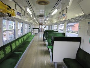 JR四国 1000系 車内
