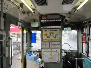 土佐電鉄 600型 運転台 伊野駅にて 運転台右側にタブレットがあります