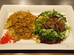 ねぎおこ焼きそばセット めっせ熊東京店にて