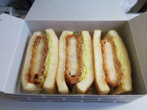 浅草ヨシカミ ロースカツサンド 中身