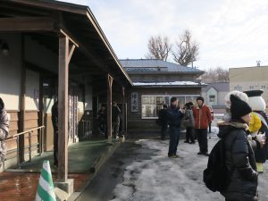 JR留萌本線 増毛駅 駅舎 広場側