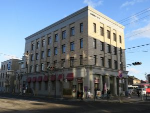 旧三菱銀行小樽支店 現在ではバスターミナルになっています