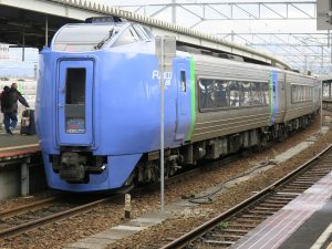 JR北海道 キハ281系 特急スーパー北斗 前面 函館駅にて