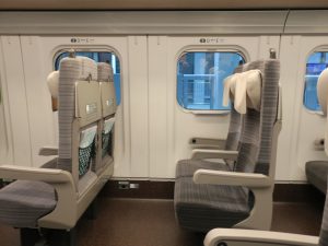 北海道新幹線 はやぶさ E5系 シート側面
