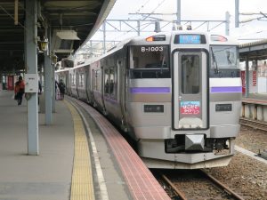 JR北海道 733系 はこだてライナー 前面
