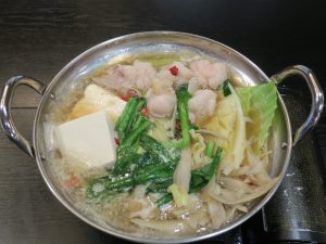 牛もつ鍋 完成 横浜みなとみらい 万葉倶楽部にて