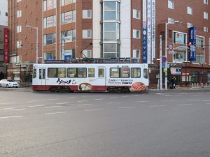 函館市企業局交通部 函館市電 3000形 函館駅前電停にて