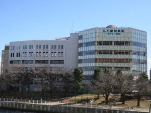 横浜みなとみらい万葉倶楽部 建物外観