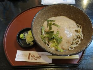 高尾山口 栄茶屋 自然薯そば 冷たいの