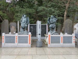 高尾山薬王院 天狗像