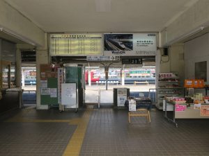 しなの鉄道線 戸倉駅 改札口 一番左側しか通れません