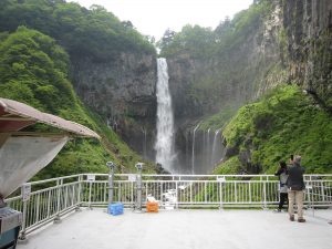 日光 華厳の滝 有料観瀑台2階