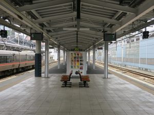 JR信越本線 長野駅 6番線・7番線 ここは予備のホームみたいです