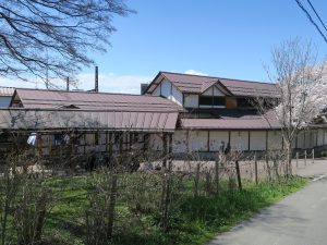 湯田中駅前温泉 楓の湯 建物外観
