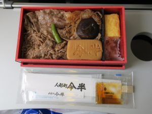 人形町今半 すき焼き重 中身