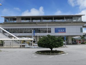 ゆいレール 赤嶺駅 駅舎