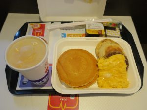 沖縄県 那覇市 国際通り マクドナルド メニューは同じでした