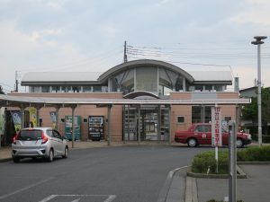 上毛電鉄線 赤城駅 駅舎 サブタイトルに「おおまま」と書いてあります
