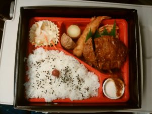 たいめいけん ハンバーグ弁当 中身