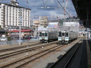 JR中央東線 上諏訪駅 3番線の隣にある留置線