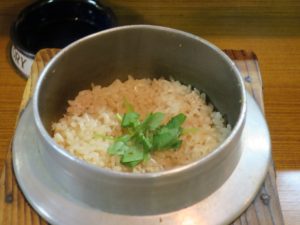 釜めし 中身 鳥梅 やきとりコーナーにて