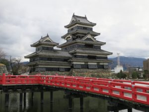 松本城 天守閣 松本城公園側から撮影
