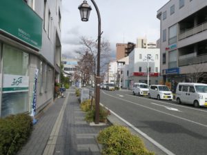 松本 国府町交差点を左折したところ ここは西堀通りです