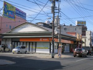 いわき湯本温泉 やけに立派な郵便局と、すでに閉店しているホテル