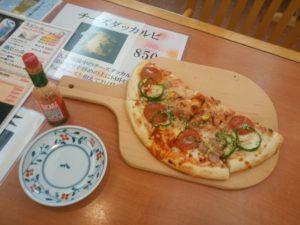 ミックスピザ ハーフ 浅草ROX まつり湯にて