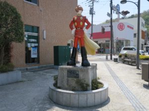 サイボーグ009の像 石巻駅前交差点にあります