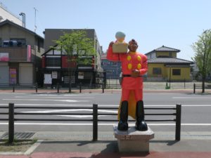 サイボーグ005と001 石巻駅のすぐ近くにあります