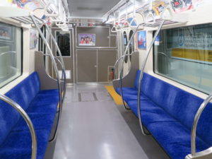 仙台地下鉄東西線 2000系 車内