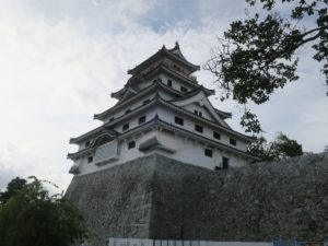 唐津城 天守閣 フジの横から撮影