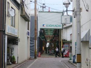 唐津市街地 ささやかながらアーケード街があります