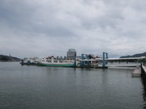佐世保市 新みなとターミナル乗り場 横から撮影