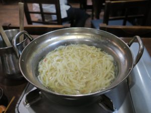 もつ鍋五郎 もつ鍋しゃぶ味 しめはちゃんぽん麺です