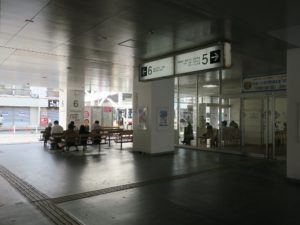 佐賀駅バスセンター 6番乗り場~7番乗り場