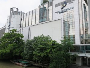 バンコク The Platium Fashion Mall