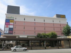 新潟市 万代シテイ ラブラ万代 建物