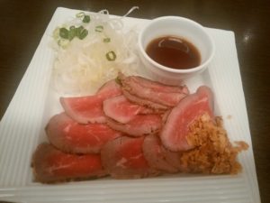 牛肉のたたき 天然温泉 平和島にて