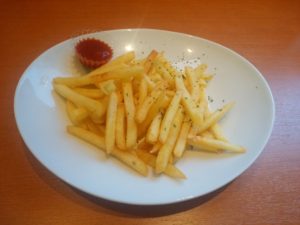 ポテトフライ 港北天然温泉 スパ ガーディッシュにて