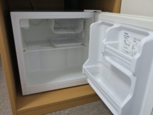 コンフォートホテル秋田 ツインエコノミー 冷蔵庫の中身は空です