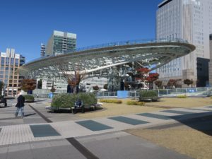名古屋地下鉄名城線 栄駅 栄バスターミナル 隣接する複合施設オアシス21