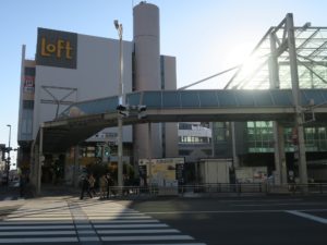 名鉄名古屋本線 名鉄岐阜駅 駅ビル 左側が各務原線、右側が名古屋本線の駅ビルです