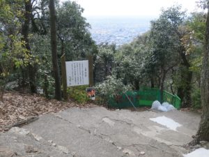 岐阜 金華山 七曲り登山道